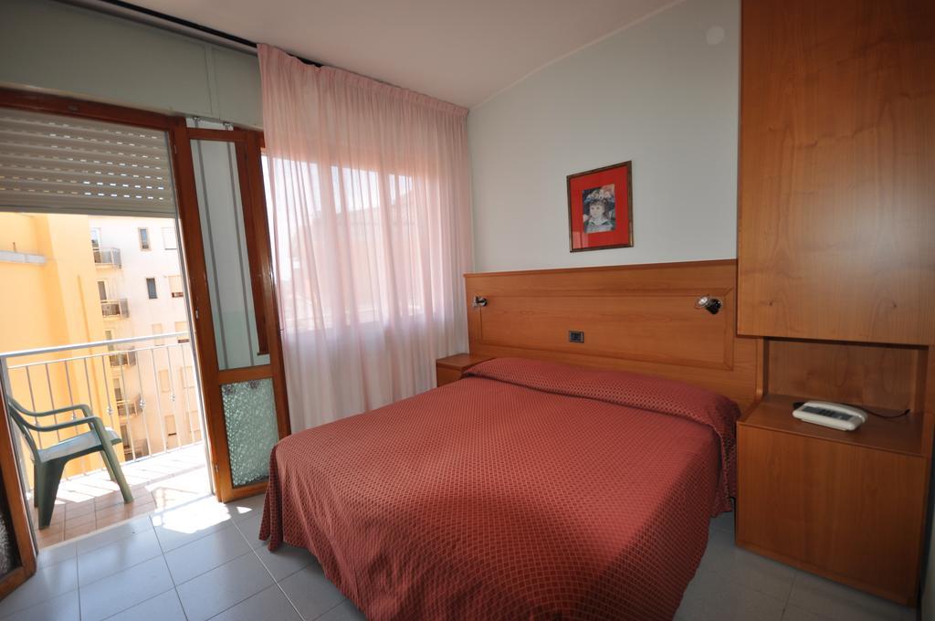 Hotel Real Sottomarina Quarto foto