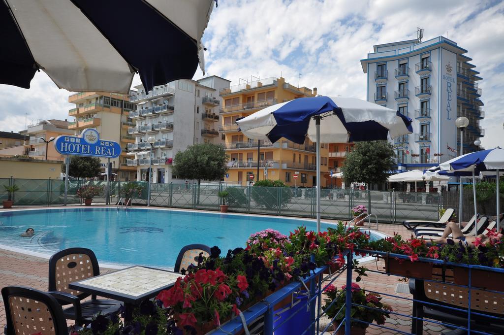 Hotel Real Sottomarina Exterior foto